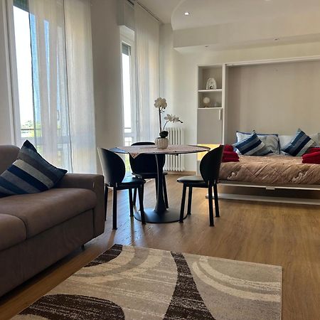 Valverde Apartment And Rooms Verona Ngoại thất bức ảnh